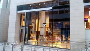 Cocuzza con Chiara Ferragni per lapertura del primo store milanese