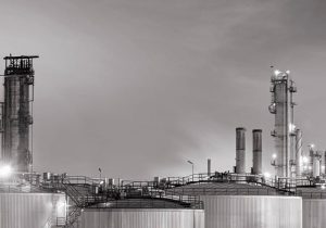 Linklaters e BonelliErede con Eni nellacquisizione di Adnoc Refining