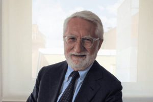 Roberto Casati: &laquo;Giovani, imparate a sparigliare&raquo;