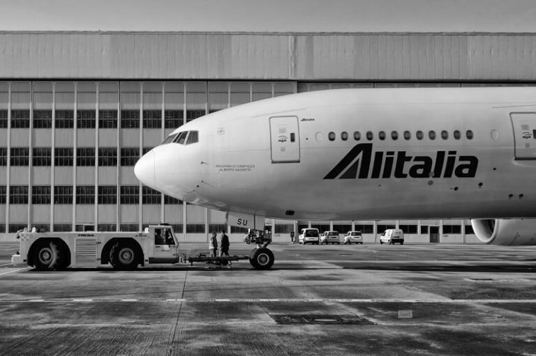 Alitalia: Gop nel nuovo piano di salvataggio
