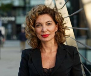 Lablaw apre uno Spanish desk con l’ingresso di Leardi