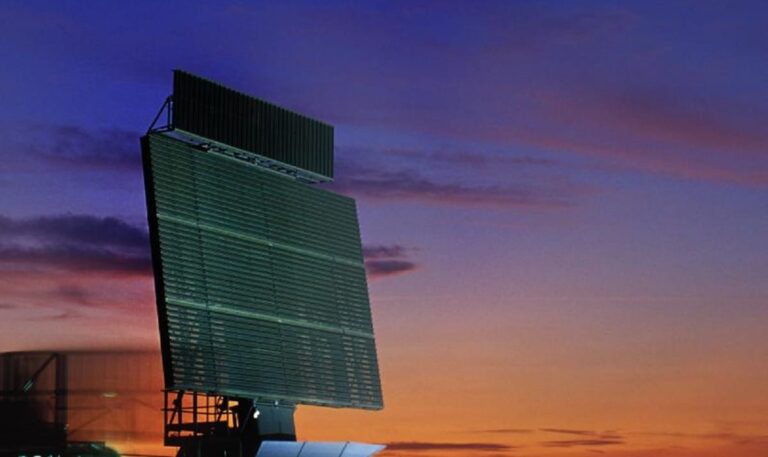 Leonardo con Clifford Chance per il 25,1% di Hensoldt