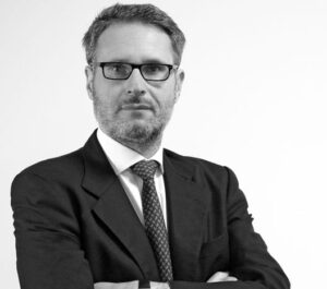 Gli studi nel deal Axa – Ubs