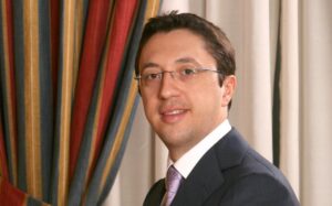 Gianni Origoni nell’ingresso di Treccani nell’editoria scolastica