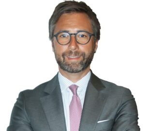 Sinopoli vince per Paolo Berlusconi contro Rai