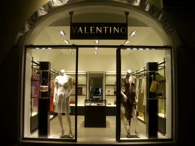 valentino_shop.jpg