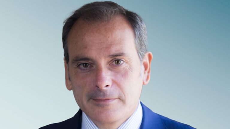 Dietro le quinte della cessione della rete Tim