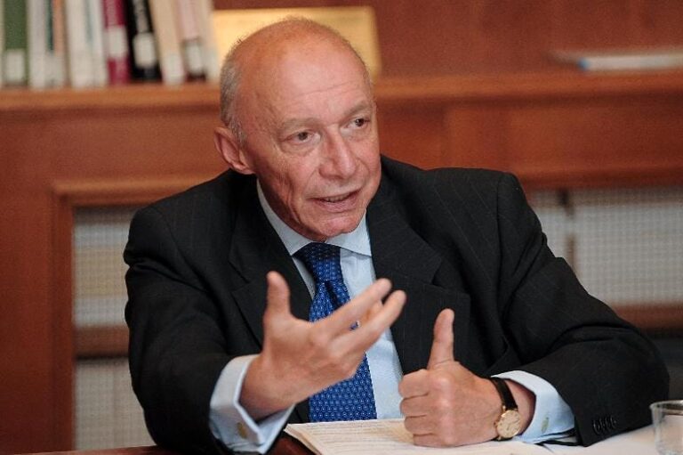 Scompare l’avvocato e giurista Guido Alpa