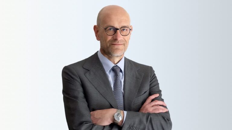 Lexellent apre a Bergamo