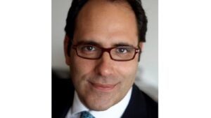 Umberto Mauro resta in Eversheds Sutherland